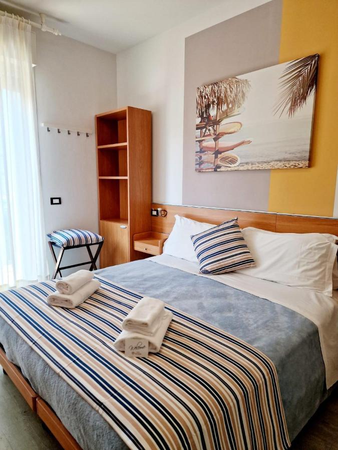Hotel Orchidea Lignano Sabbiadoro Exteriör bild