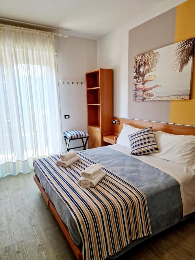Hotel Orchidea Lignano Sabbiadoro Exteriör bild