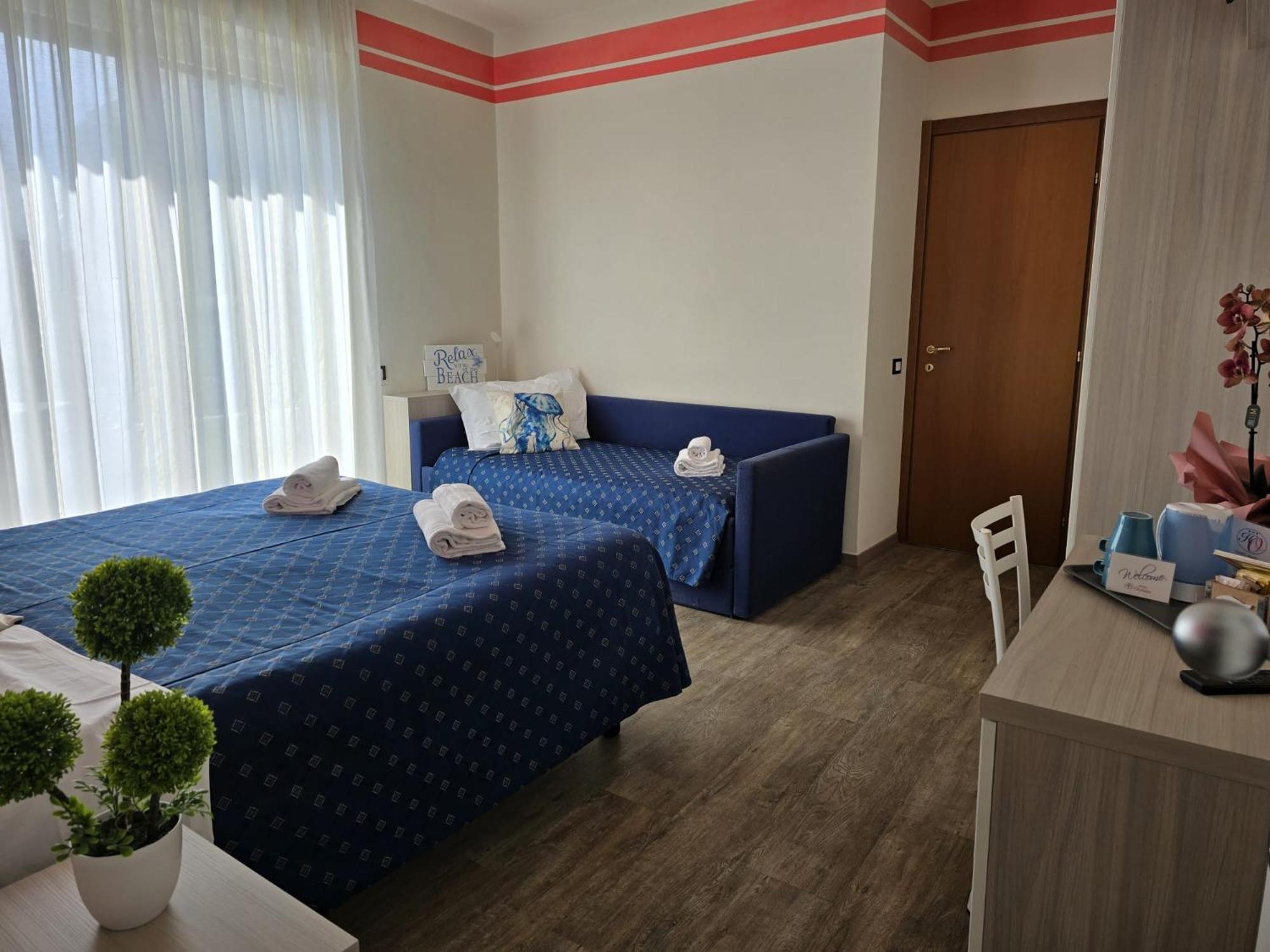 Hotel Orchidea Lignano Sabbiadoro Exteriör bild
