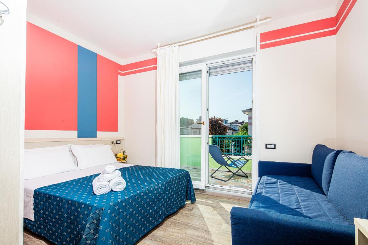 Hotel Orchidea Lignano Sabbiadoro Exteriör bild